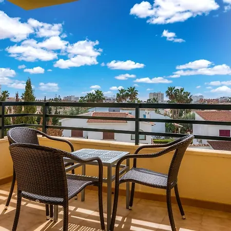 Apto Con Terraza 301